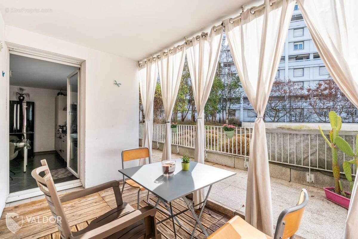 Appartement à LYON-8E