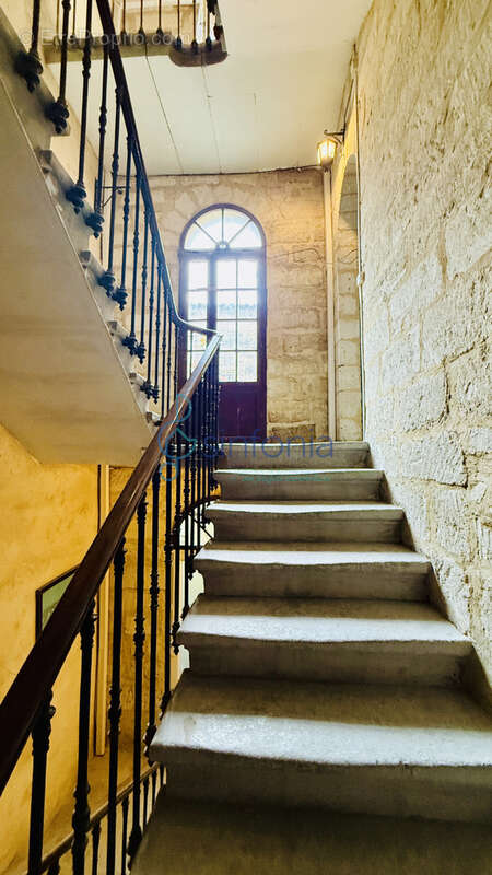 Appartement à UZES