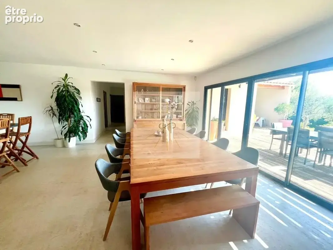 Maison 162 m² à Goudargues  - photo 9