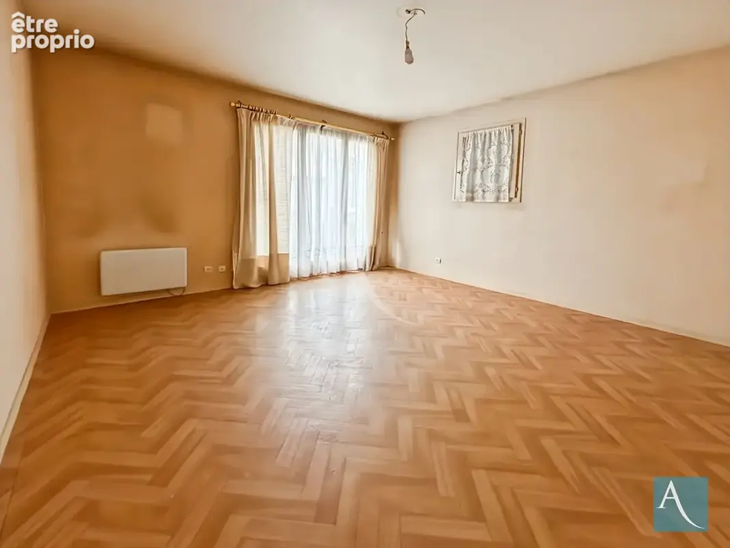 Studio 30 m² Étréchy centre - photo 2