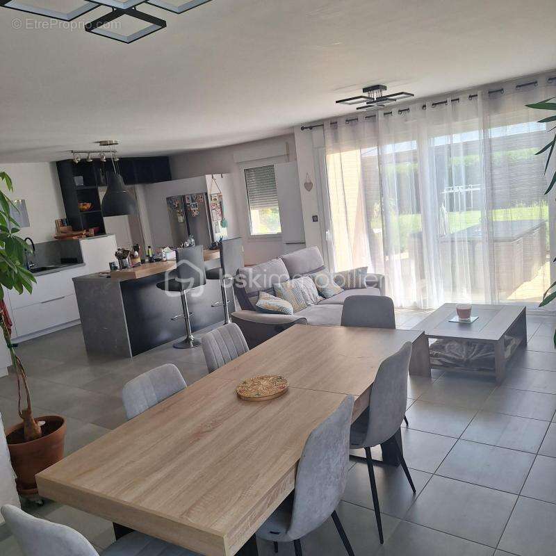 Maison à MARCILLE-LA-VILLE