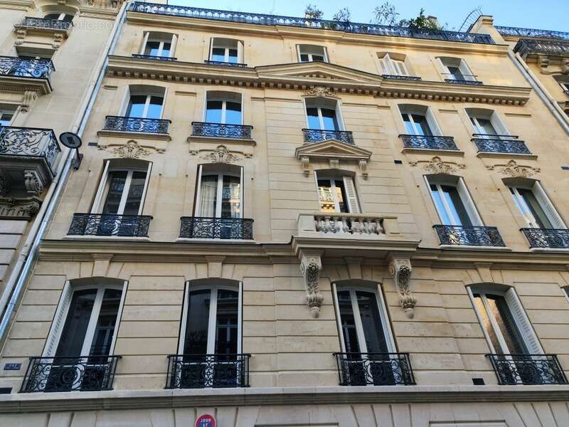Appartement à PARIS-6E