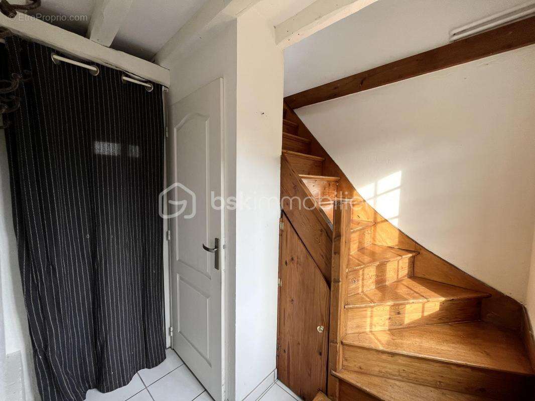 Maison à LA HARENGERE