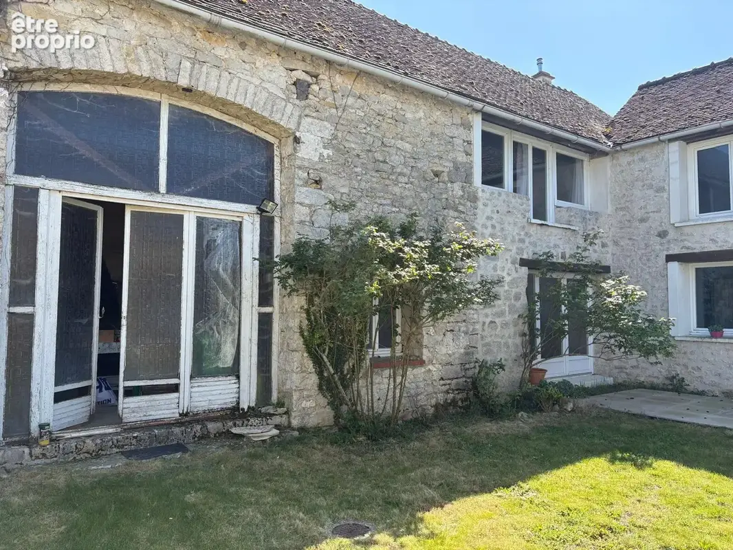 Ensemble immobilier de 277 m2 plus grange ! - photo 3