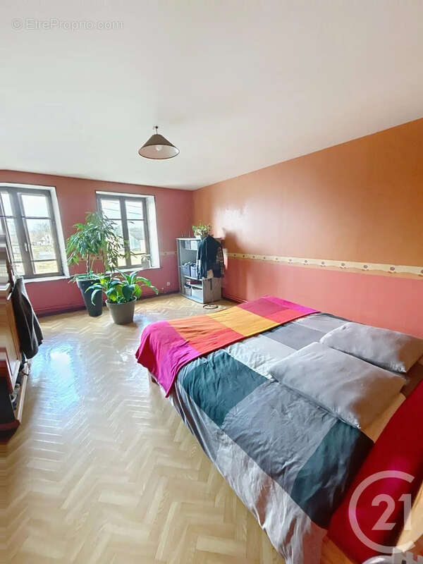 Maison à GIRECOURT-SUR-DURBION