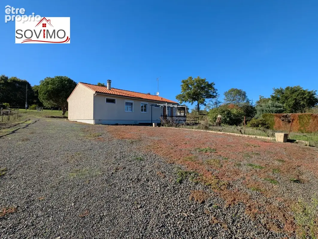 Le charme d'un plain pied de 1975 sur plus de 4700 m2 de terrain avec hangar - photo 19