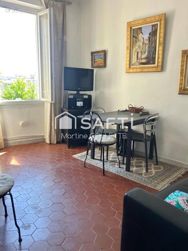 Photo 1 - Appartement à MARSEILLE-2E