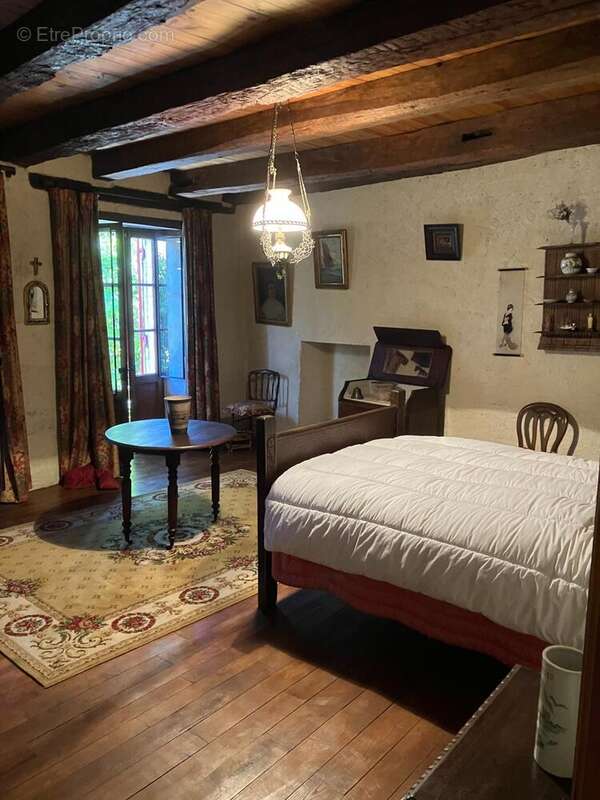 Maison 330 m² à Marsac-Sur-L'isle  - photo 9