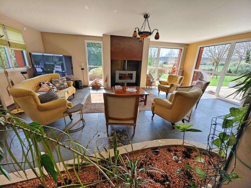 Maison à PACY-SUR-EURE