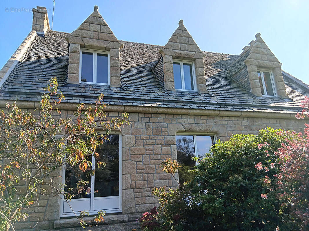 Maison à LOCOAL-MENDON