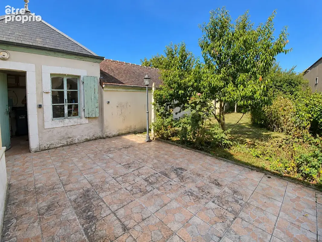 Centre-ville LA FERTE BERNARD, maison 3 chambres - photo 9