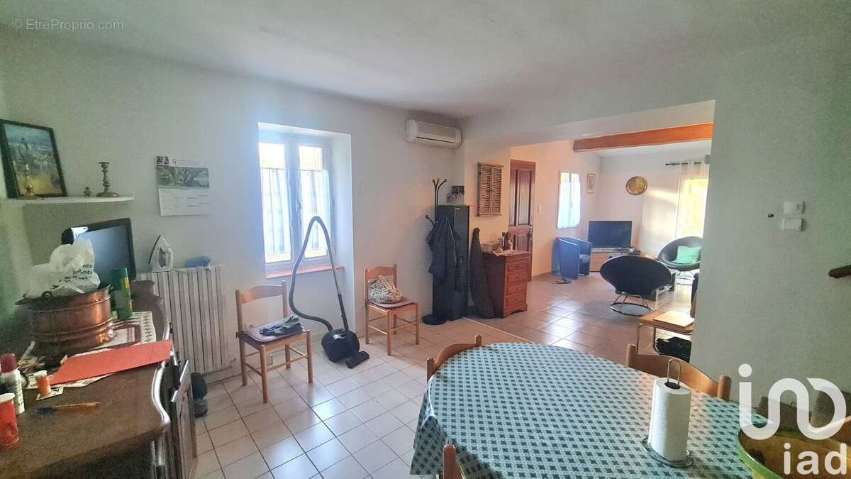 Maison 75 m² à Saumane  - photo 9