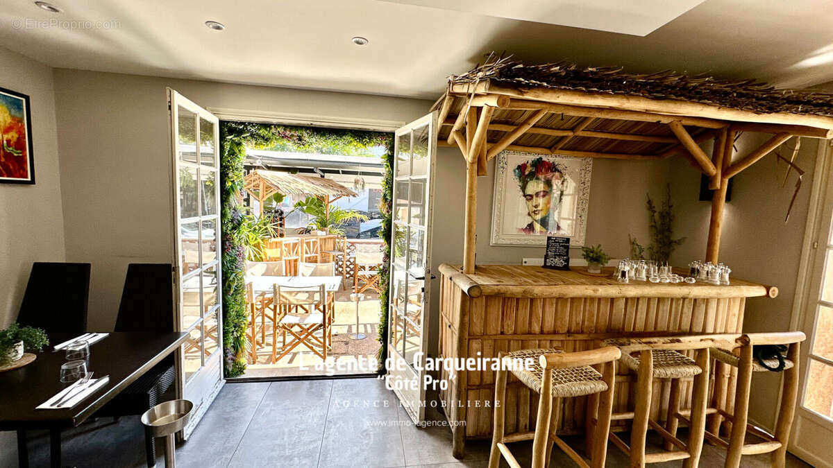 Commerce à CARQUEIRANNE