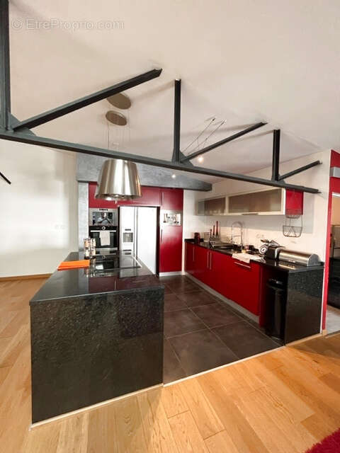 Autre à FLEURY-LES-AUBRAIS