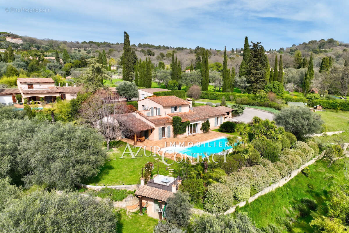 Maison 195 m² à Grasse  - photo 2