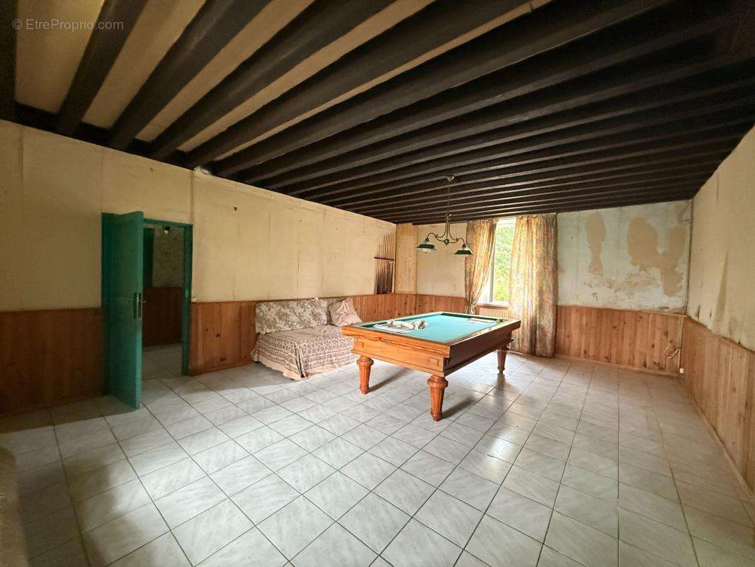 Propriété de caractère 284m² habitable, 5 chambres, annexe + grange sur terrain de 6885m² 197 000 € - photo 4