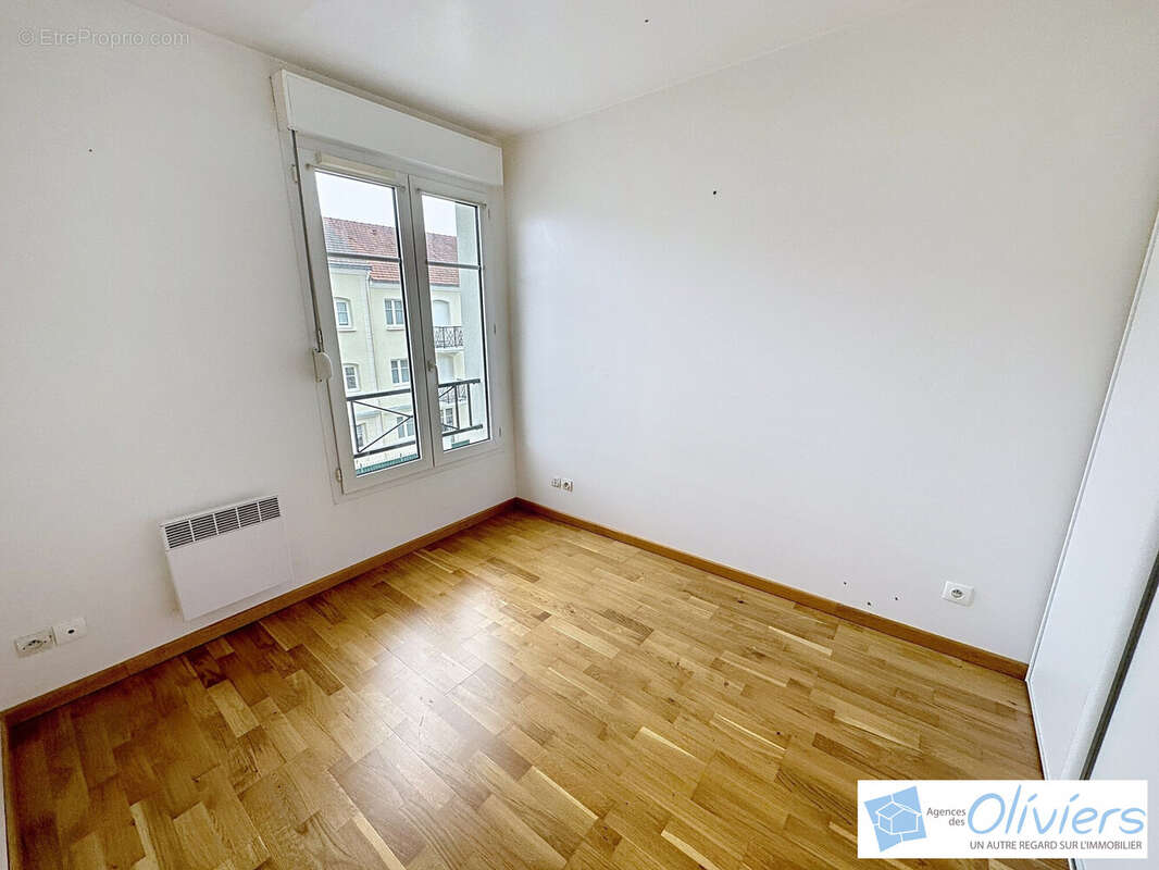 Appartement à VOISINS-LE-BRETONNEUX