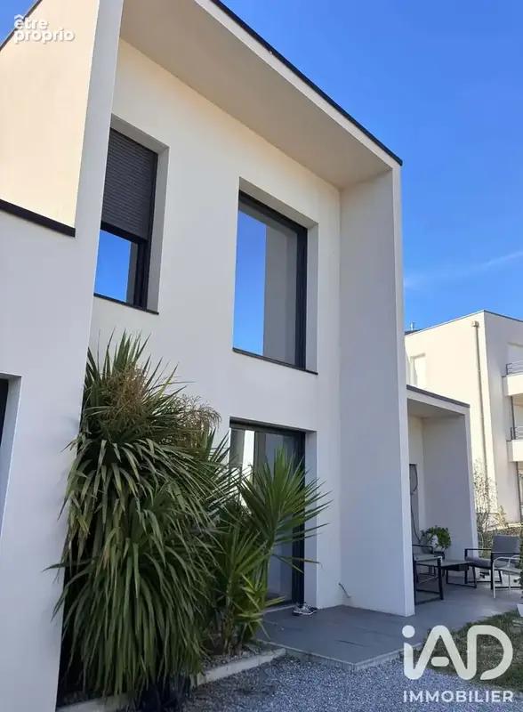 Photo 1 - Maison à MONTREUIL-JUIGNE