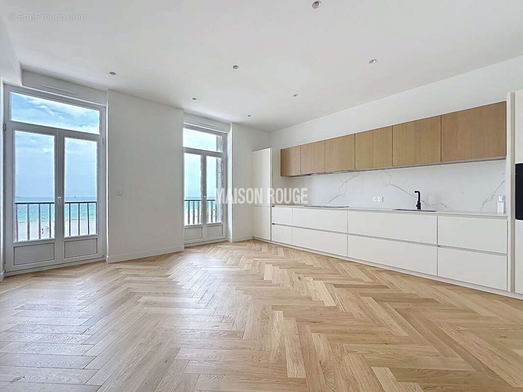 Appartement d'exception - 98 m² - Front de mer sur le Sillon - Vue mer panoramique - photo 6