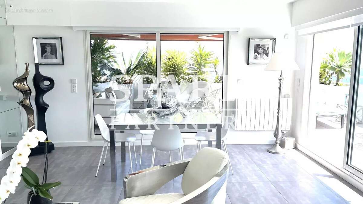 Appartement à BEAUSOLEIL