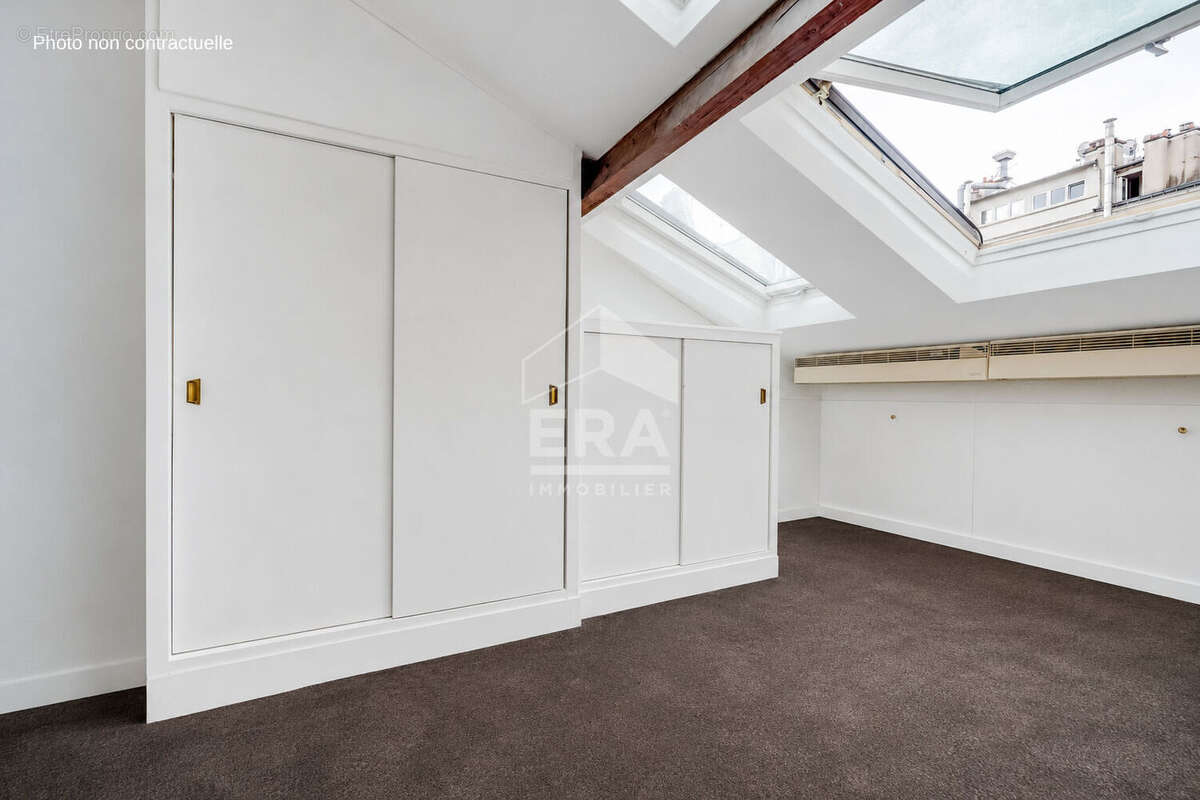 Maison à PARIS-17E