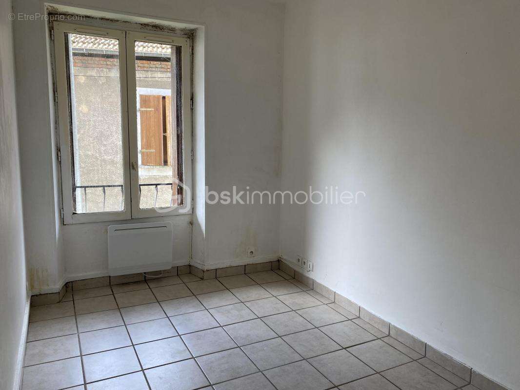 Appartement à CORBEIL-ESSONNES