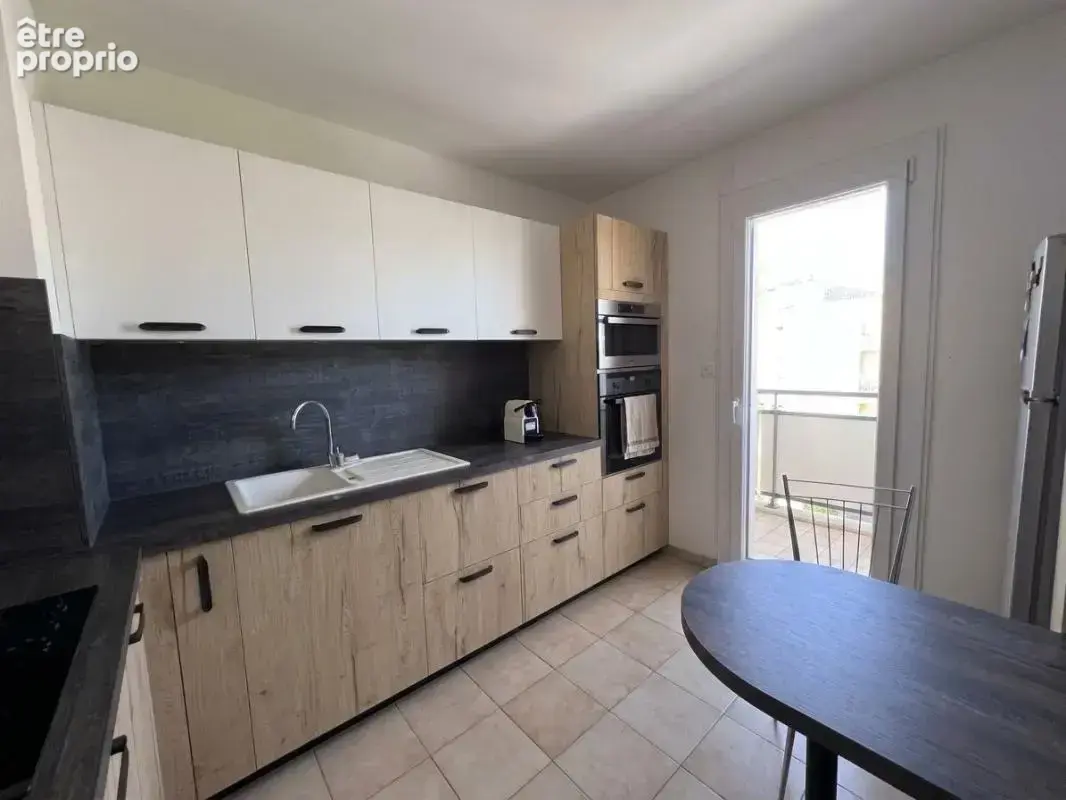 Appartement T3 avec garage Hyeres centre (83400) - photo 4