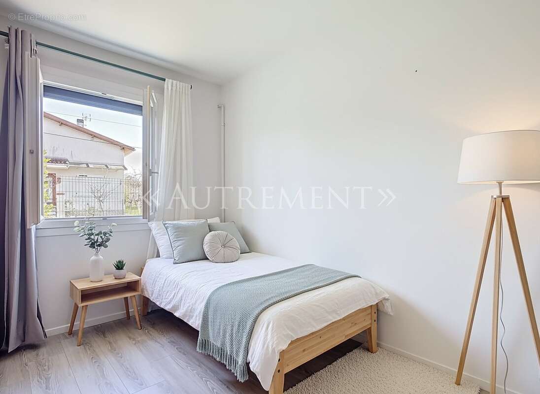 Maison à SAINT-SULPICE