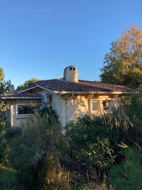 Maison à VENDAYS-MONTALIVET