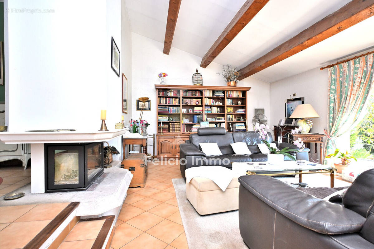 Maison à OPIO