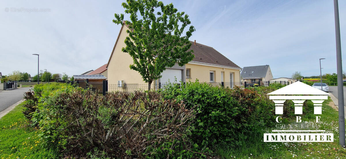 Maison à SAINT-LOUP-DE-VARENNES