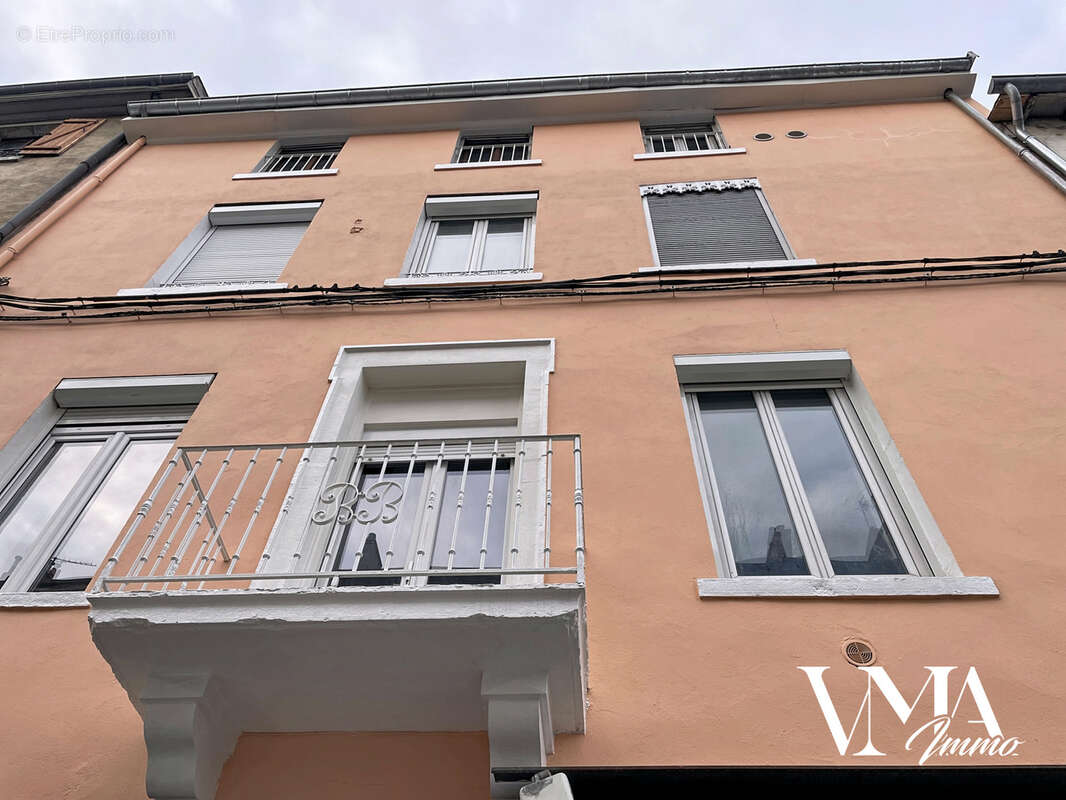 Appartement à OULLINS