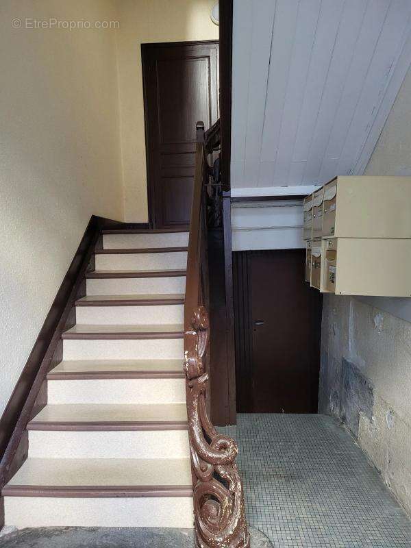 Appartement T2 rénové au cœur de Lourdes - photo 13