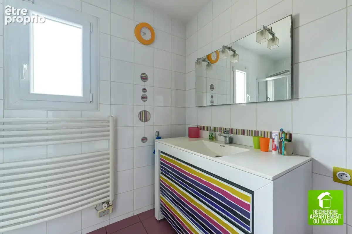 À VENDRE   Maison familiale 5 pièces   202 m2 habitables   Saint-Priest Manissieux - photo 7