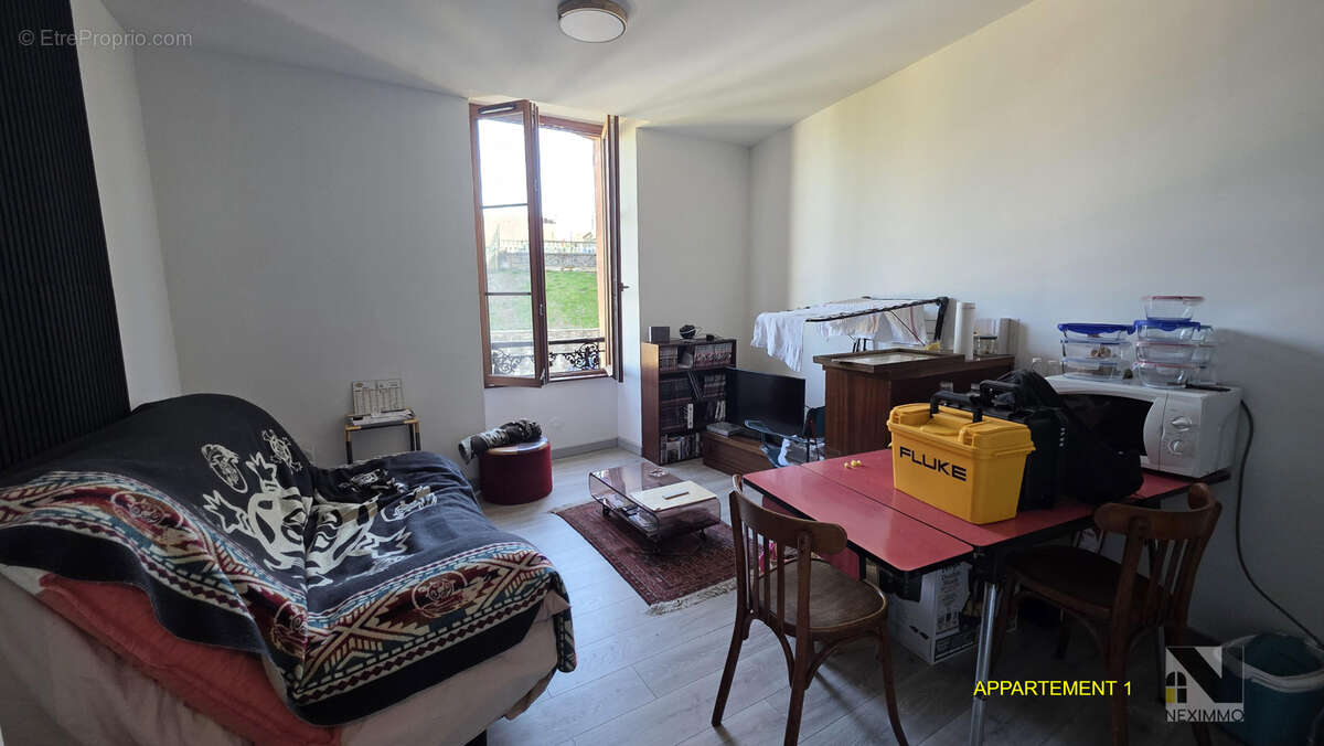 n°3 - Appartement à SAINT-YRIEIX-LA-PERCHE