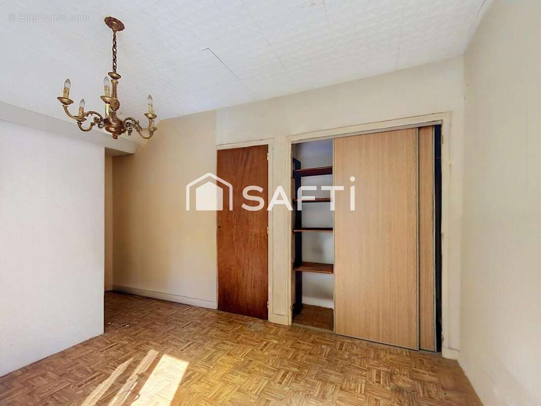 Maison 116 m² à Saint-Felicien  - photo 2