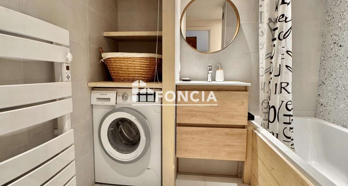 Superbe 2 pieces entierement renove - photo 9