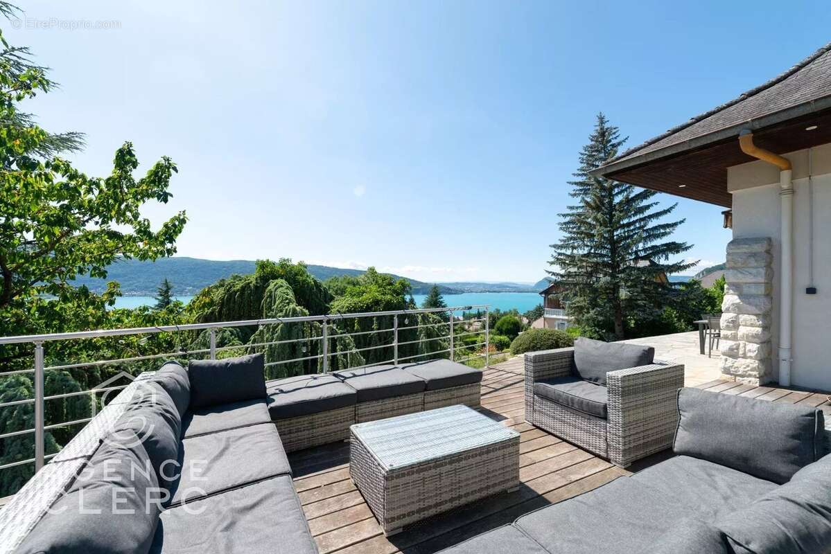 Maison à VEYRIER-DU-LAC