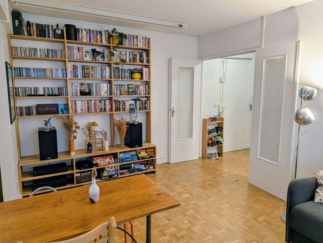 Appartement à PARIS-20E