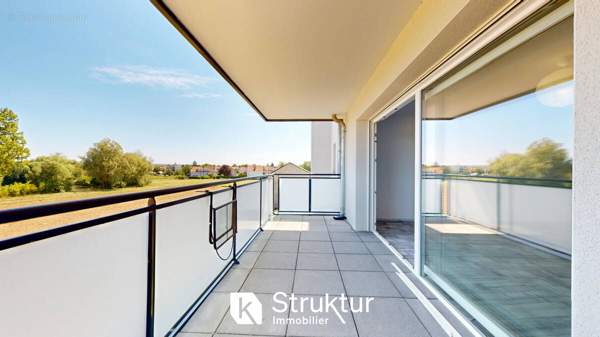 Appartement à MANOM