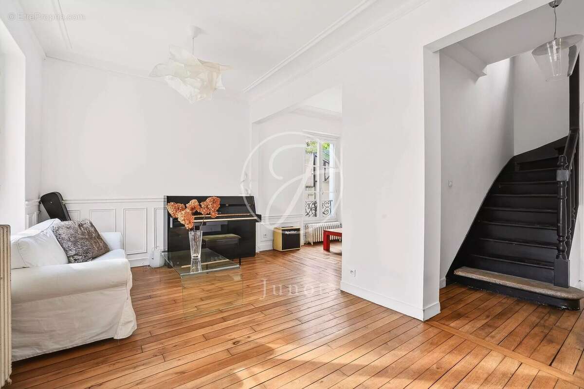 Maison à LE VESINET