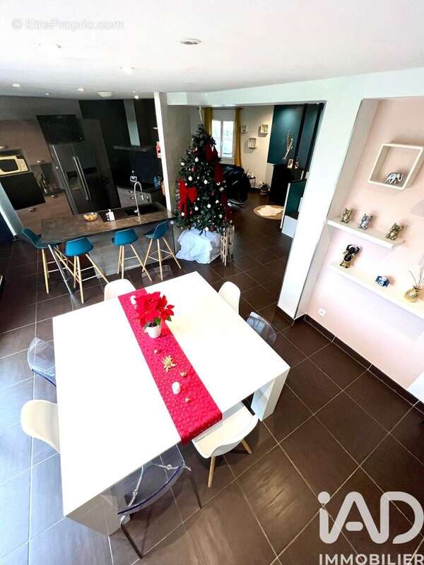 Photo 4 - Maison à LA CHAPELLE-SAINT-URSIN