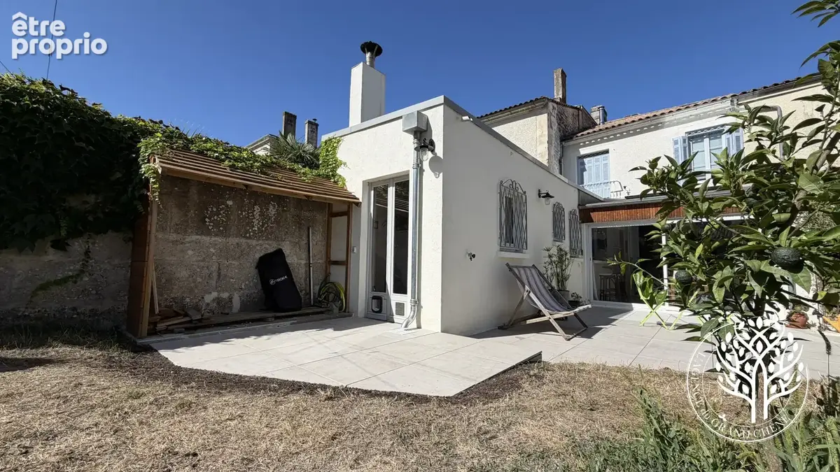 Maison avec ponton privatif sur la Charente à Saint-Savinien-sur-Charente - photo 3
