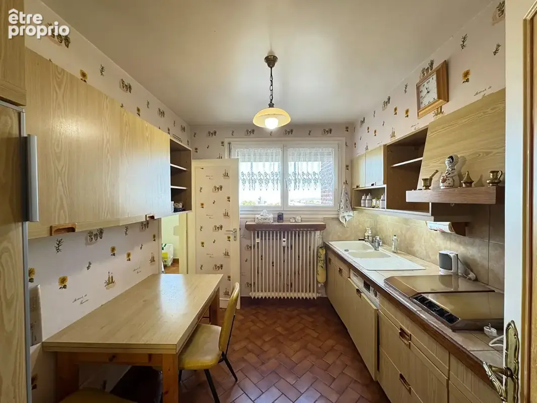 Appartement à renover - 4 pieces - 80.3 m² - reims jean jaures - photo 5