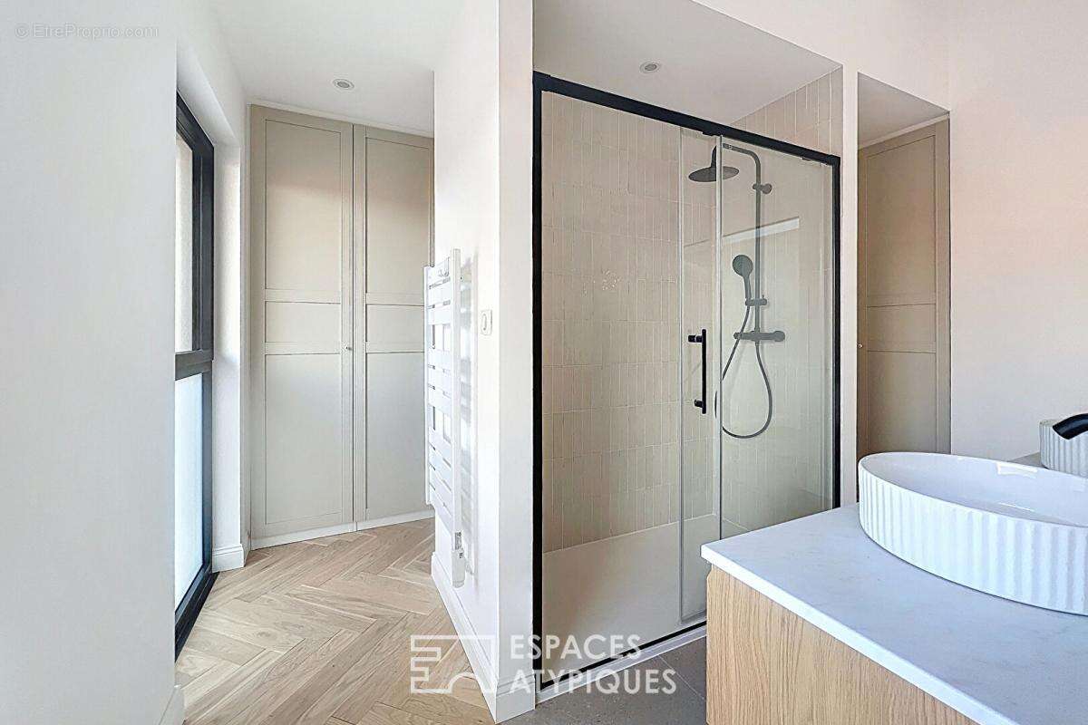 Maison à LE BOUSCAT