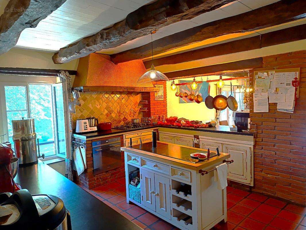 Maison à MIRANDOL-BOURGNOUNAC