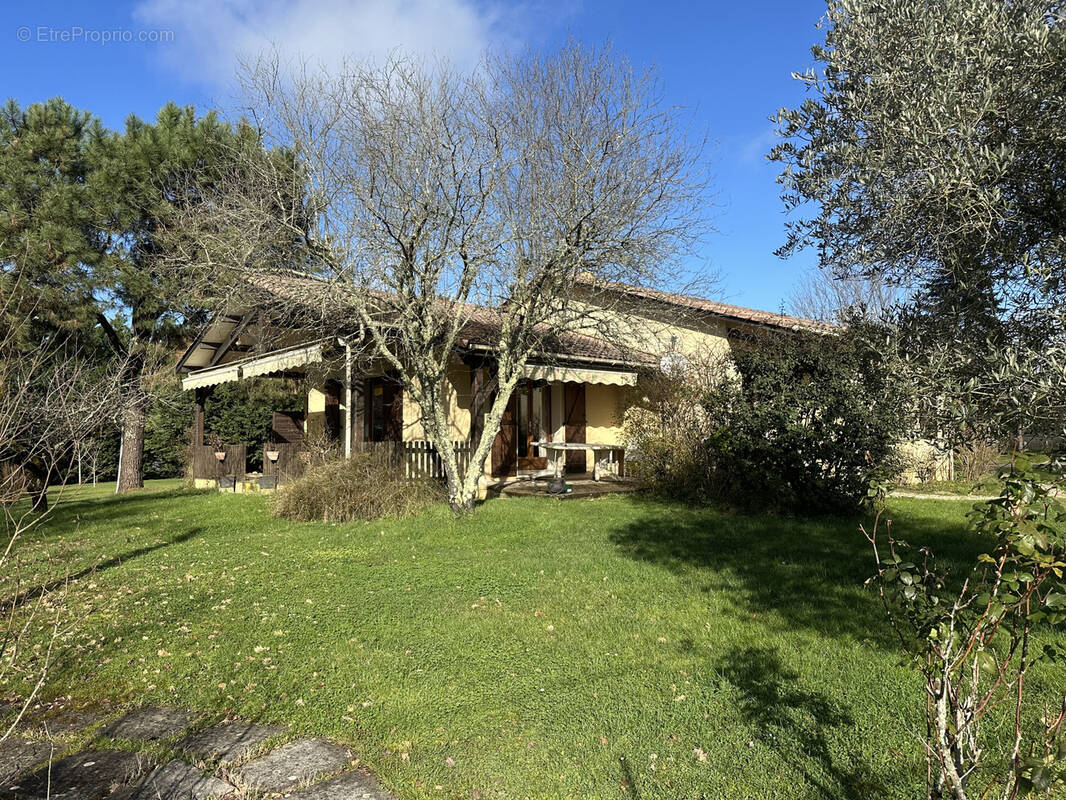 Maison à LAGUPIE