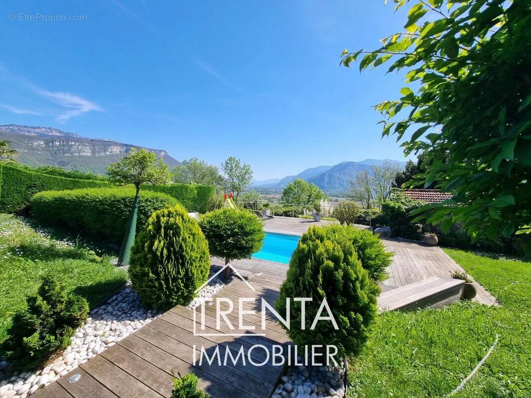 Maison à SAINT-JEAN-DE-MOIRANS