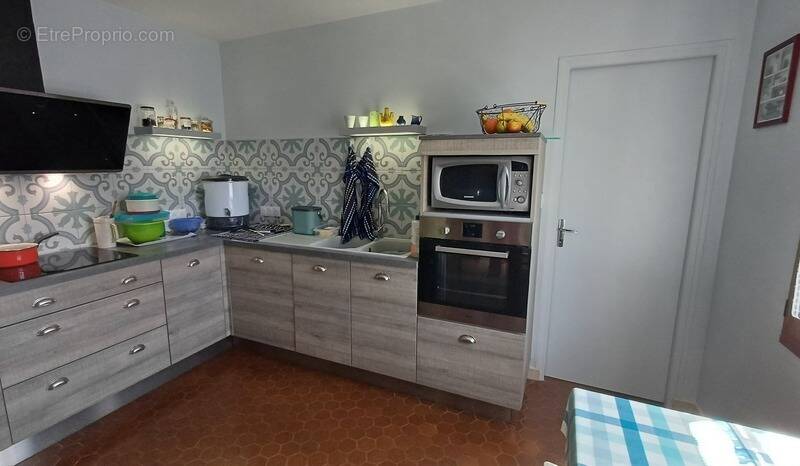 Maison à FOUQUEBRUNE