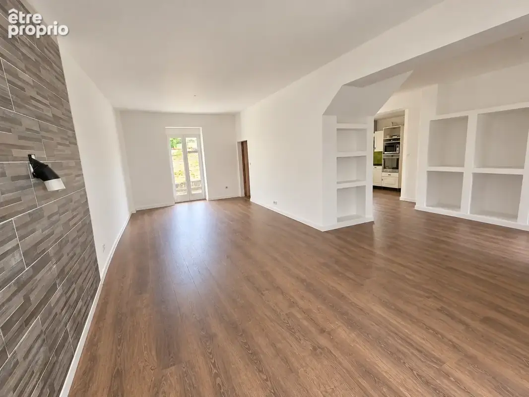 Maison 6 pièces 142 m² à vendre à Saint-Denis-Des-Murs (87400) - photo 2